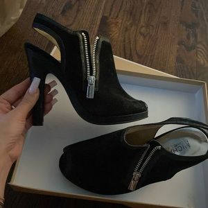 Michael Kors Berkley Open toe